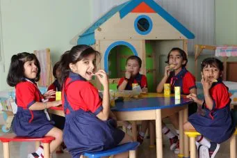 Bachpan Play school in Khadda